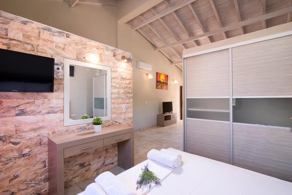 Olive Land Villas Лименария Стая снимка