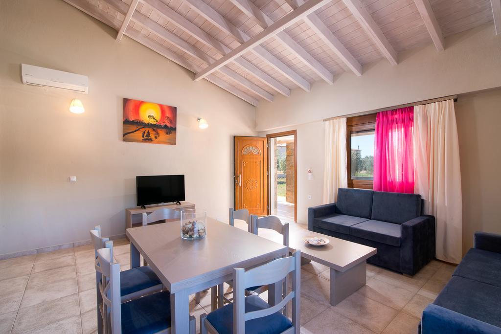 Olive Land Villas Лименария Стая снимка